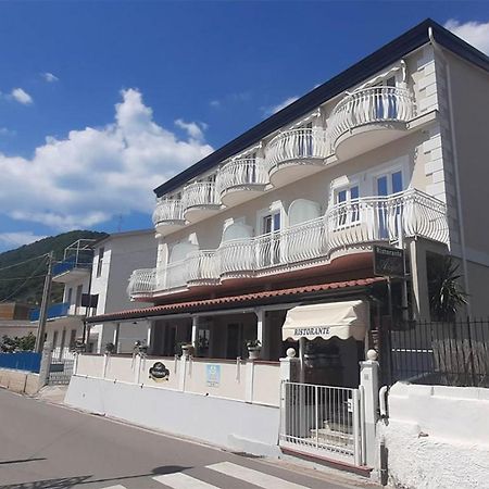 Hotel Da Alfredo Castellabate Exterior foto